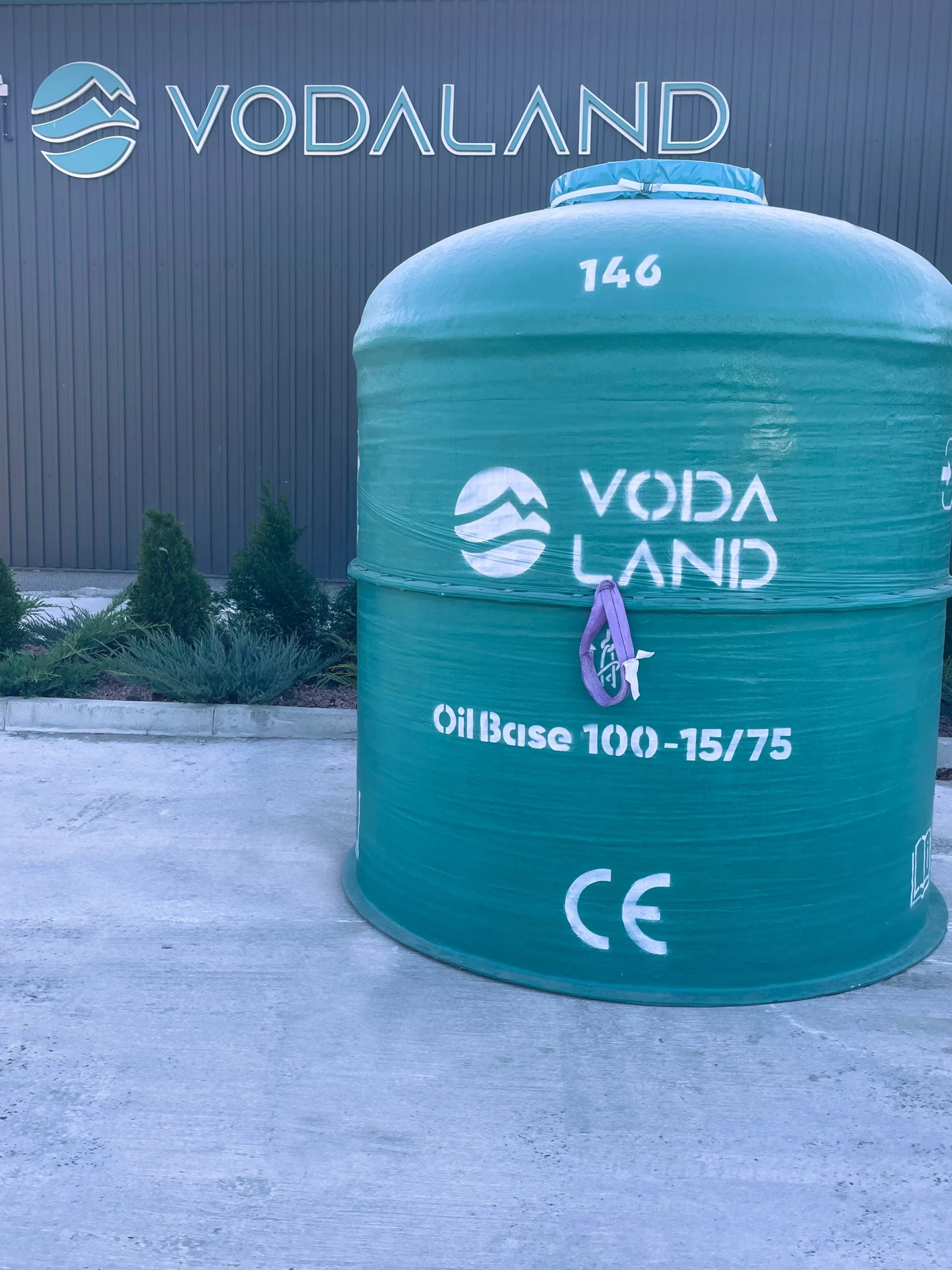 Separador de Hidrocarburos con BYPASS OilBase100-15/75 D1800 H2200 Ø315 con decantador 1500L