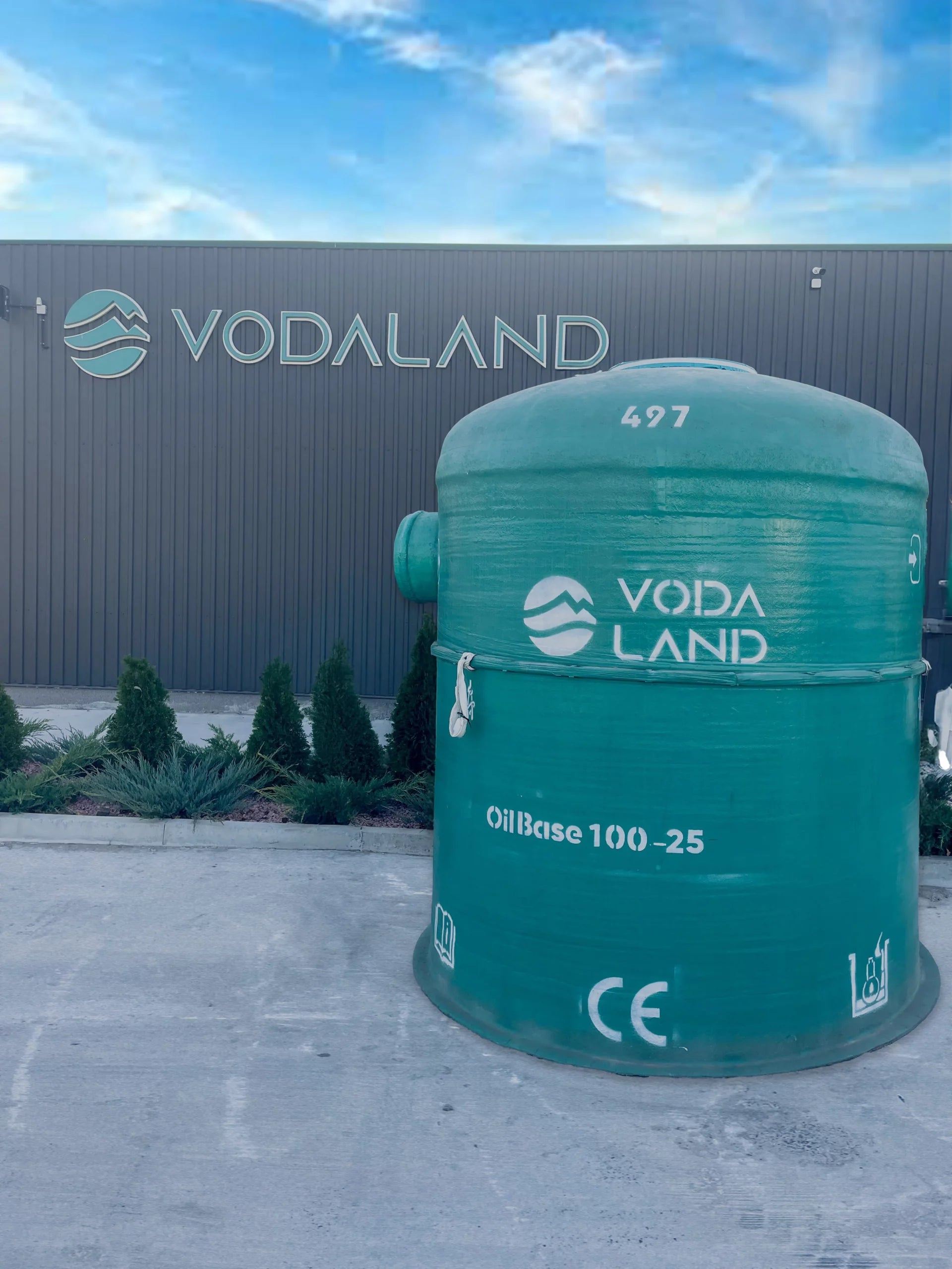 Separador de Hidrocarburos sin BYPASS OilBase100-25 l/s D2000 H2550 Ø250 con decantador 2500L