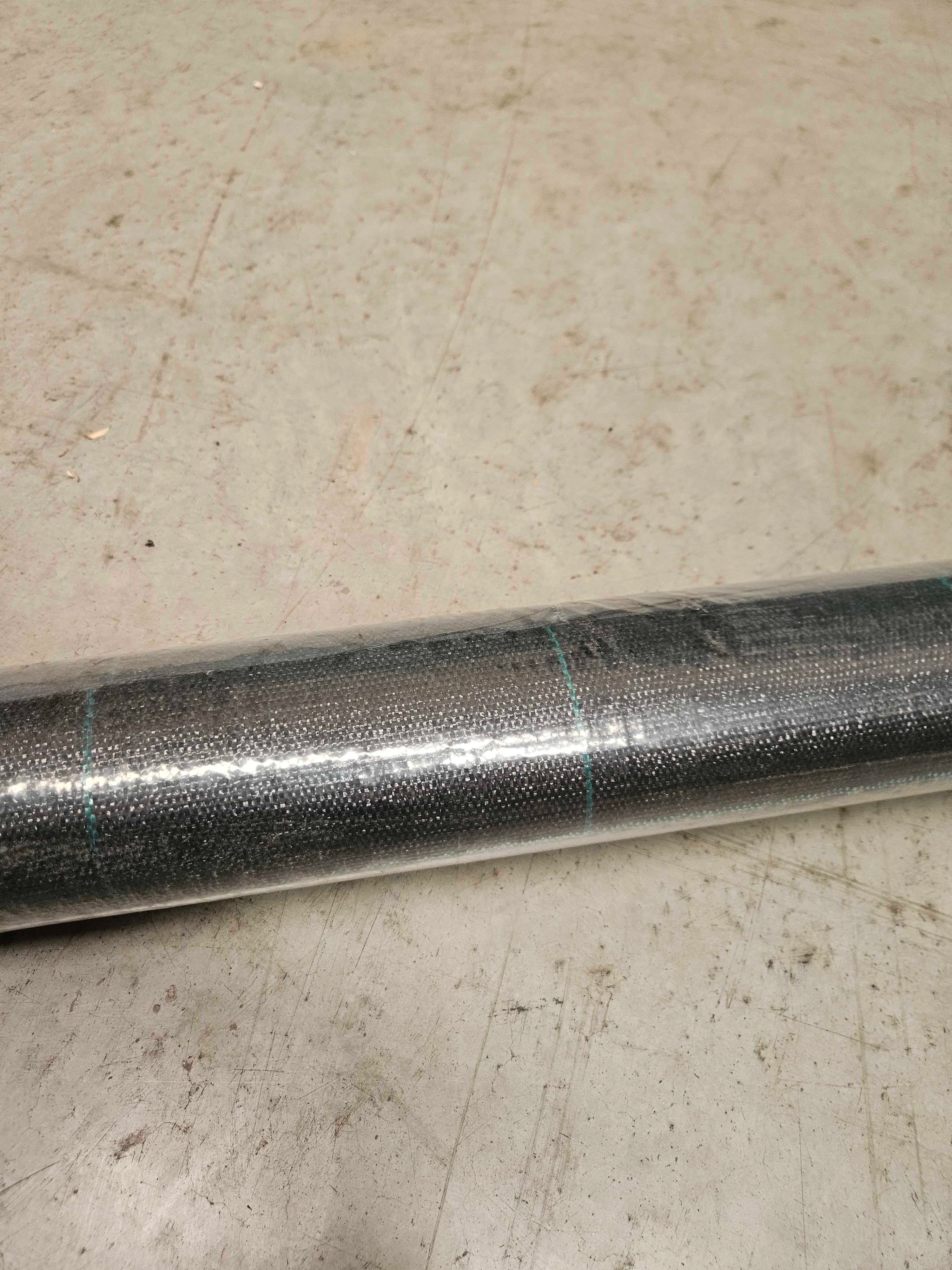 Malla Antihierbas Negra – Rollo 1 x 15 m para Jardín y Paisajismo - Liquidación